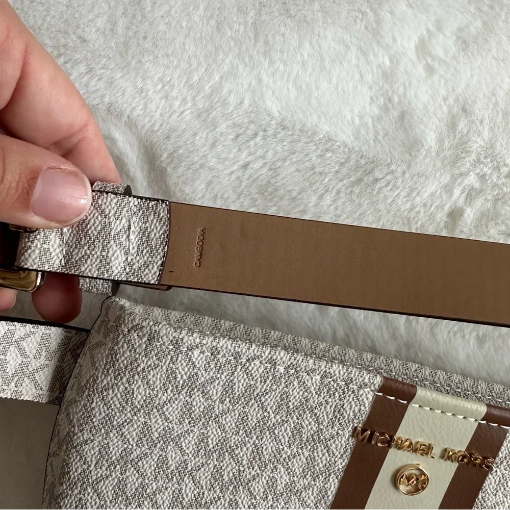 Michael Kors Logo Belt Bag Size S/M